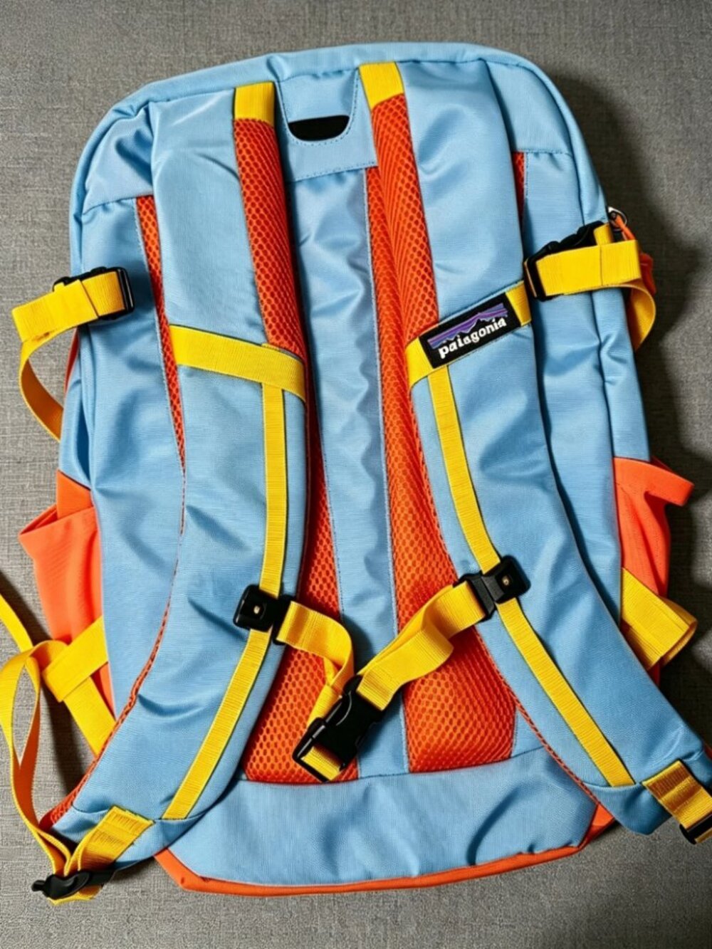 Patagonia Refugio 26L Colorblock Backpack Blue Orange - Picture 2 of 2